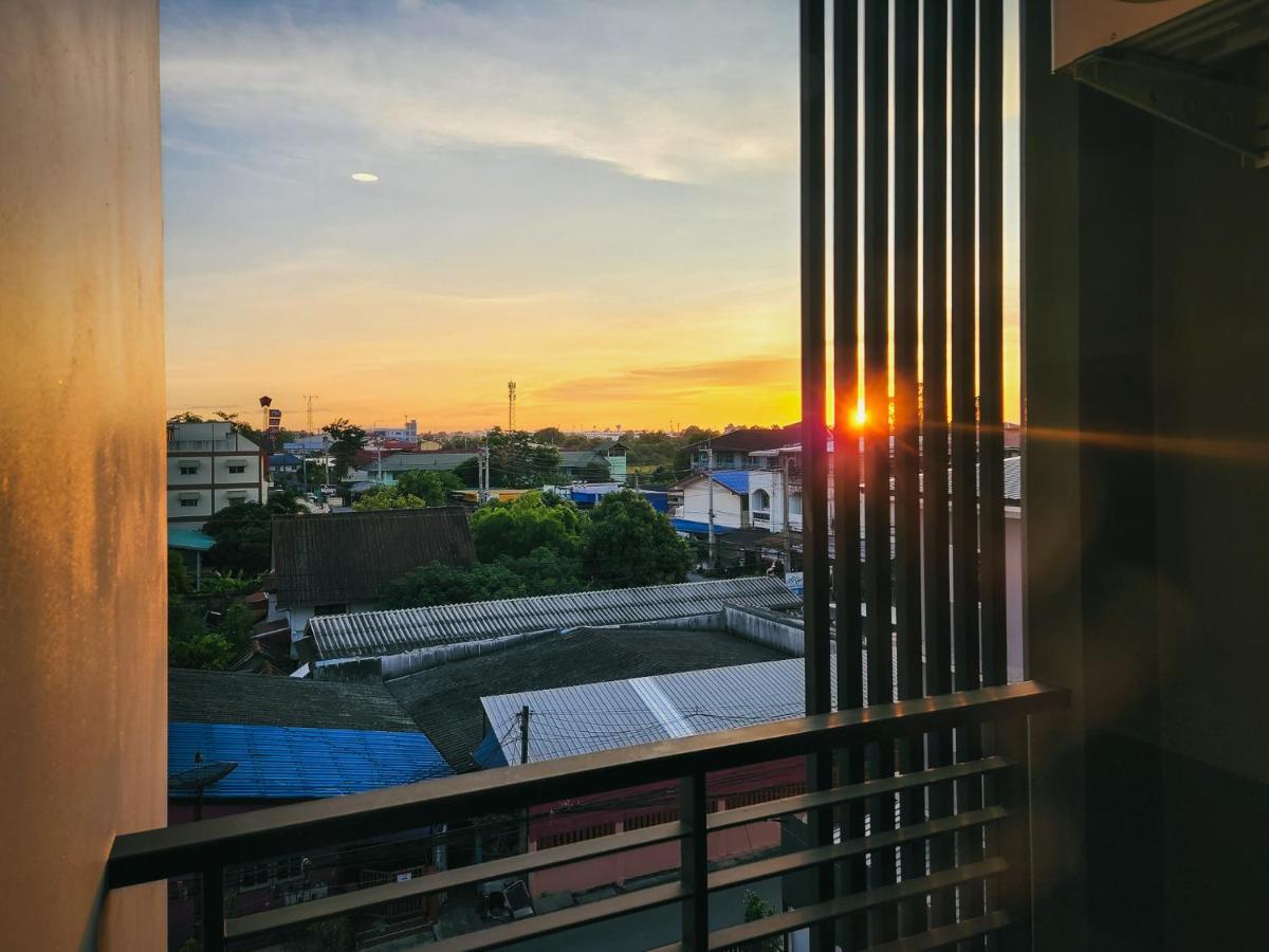 N24 Chonburi Hotel Kültér fotó